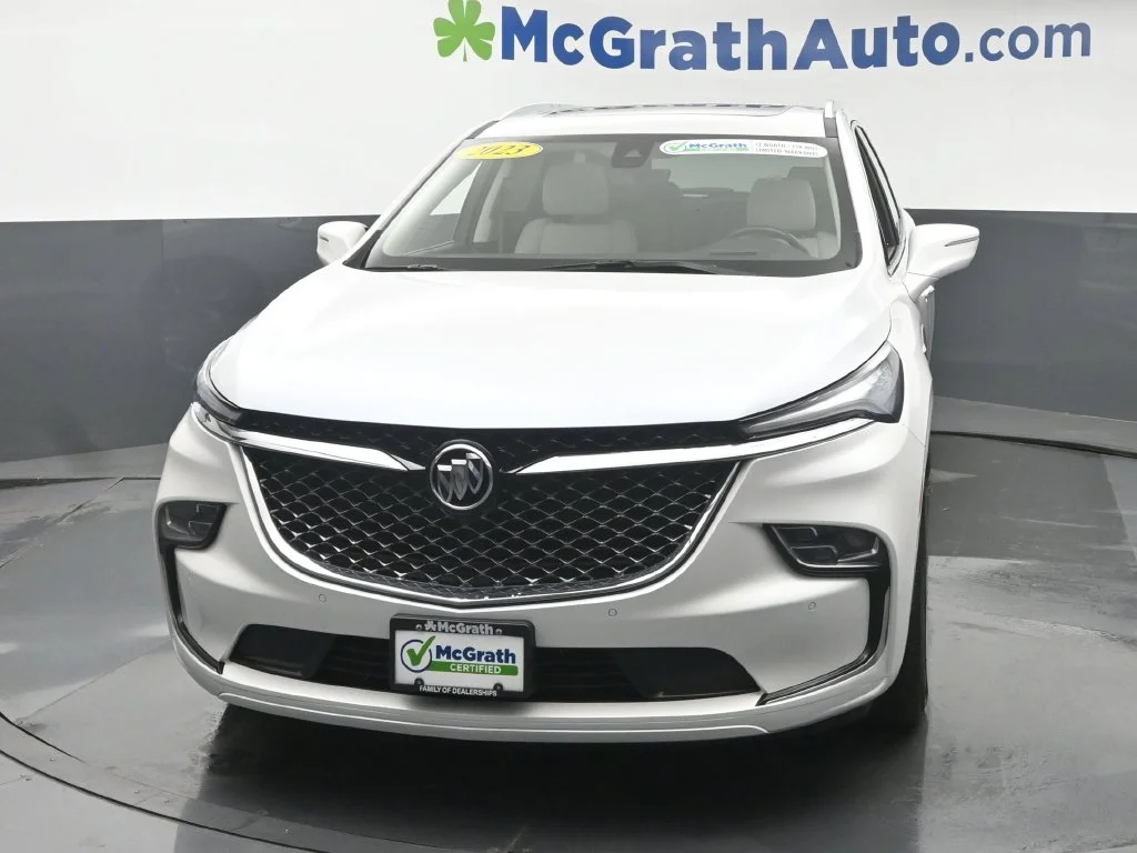 Used 2023 White Buick Avenir image 24