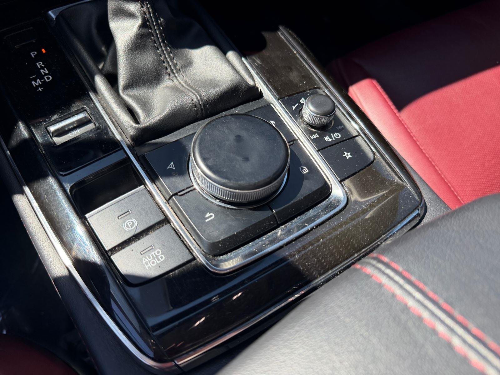 2025 Mazda CX-30 Carbon Edition - Photo 25