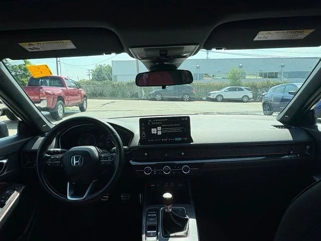 Used 2022  Honda Si image 16