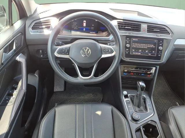 Used 2022  Volkswagen 2.0T SE image 15