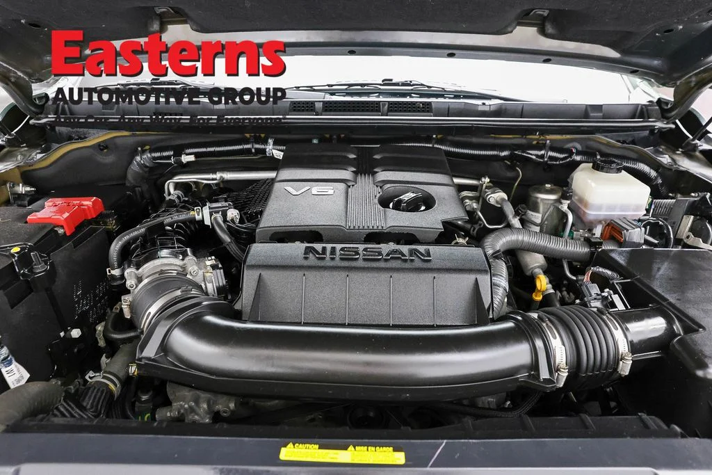 Used 2023 Green Nissan PRO-4X image 7