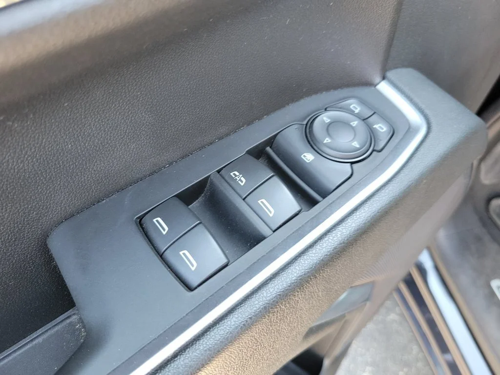 2023 Chevrolet Silverado 1500 LT - Photo 29