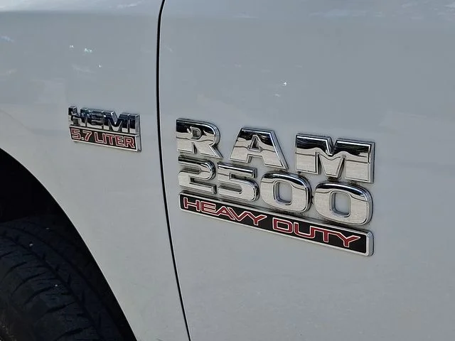 Used 2016 White Ram SLT image 32