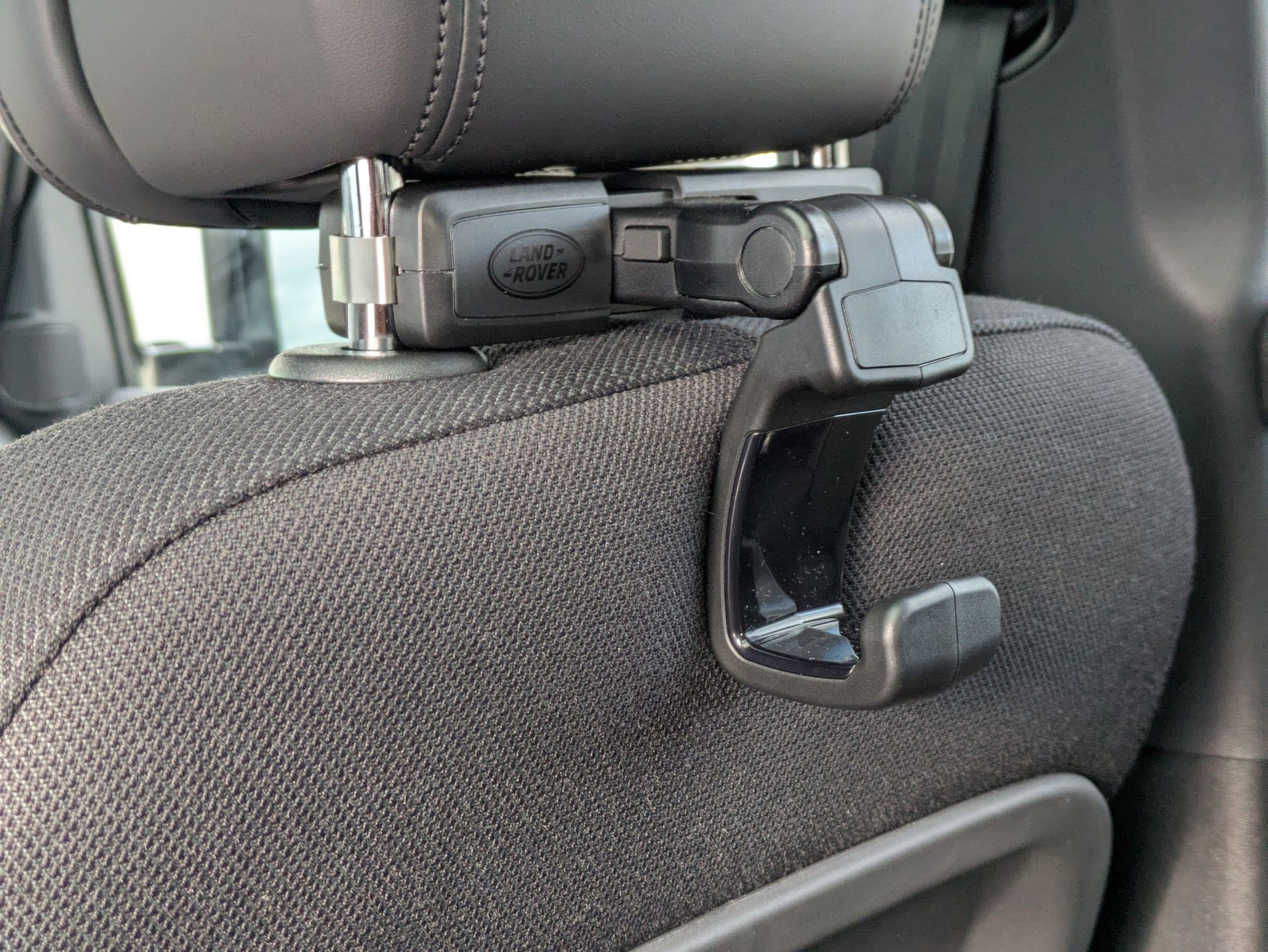 2025 Land Rover Defender V8 - Photo 19