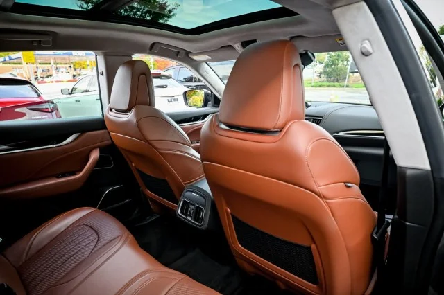 Used 2022 GRAY Maserati Modena image 28