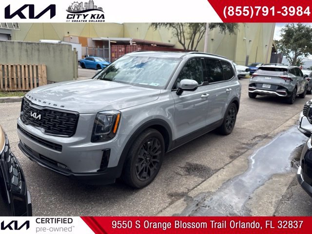 Certified Used 2022 Gray Kia SX image 1