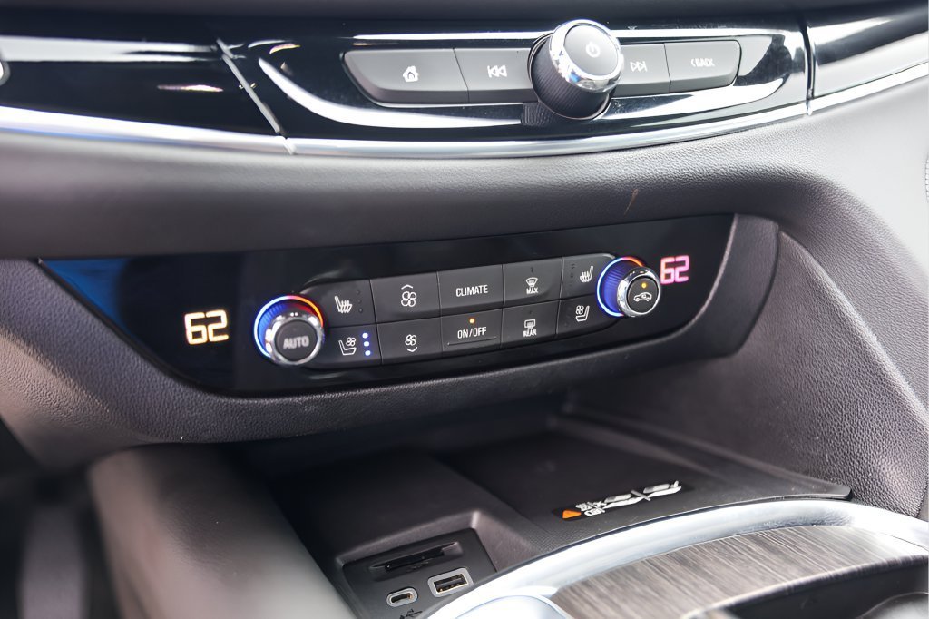 Used 2023 EBONY TWILIGHT METALLIC Buick Avenir image 21