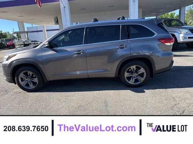 Used 2017  Toyota Limited Platinum image 7