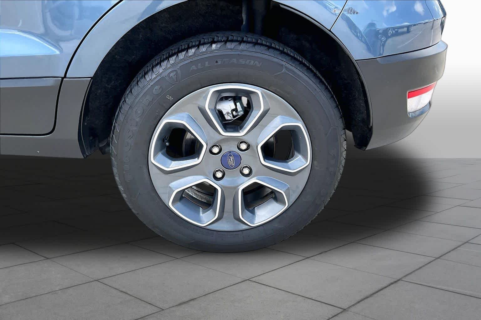 Used 2021 Blue Ford S image 11