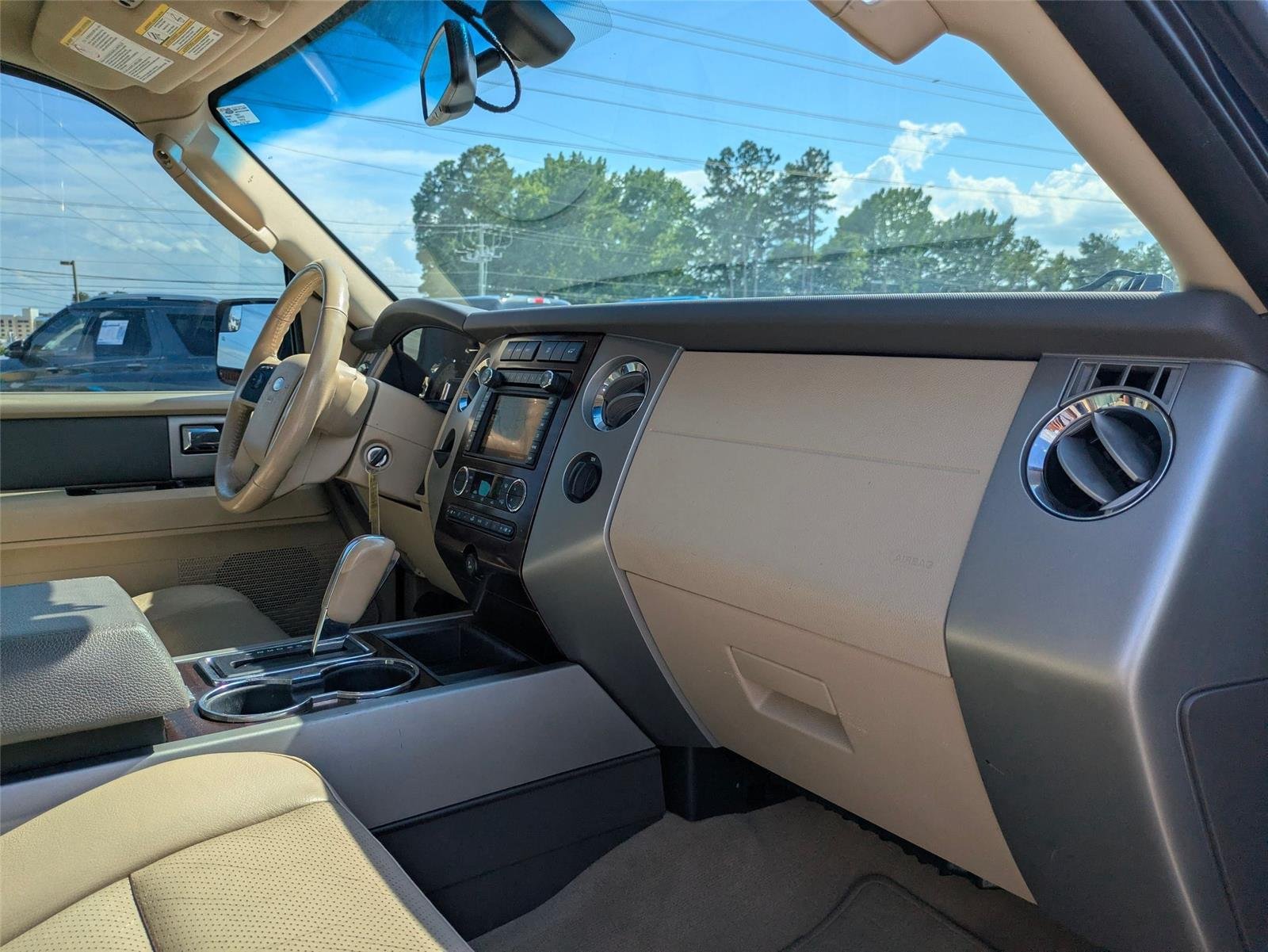 Used 2012 Dark Blue Pearl Metallic Ford XLT image 38