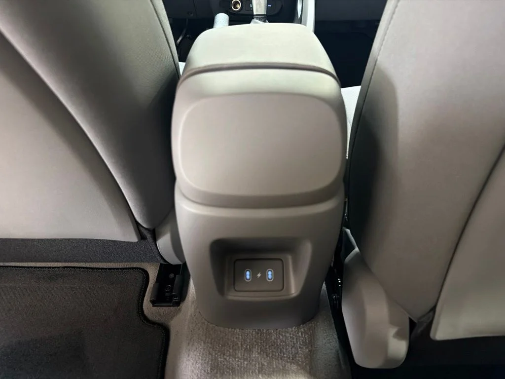New 2026 Serenity White Hyundai SE image 18