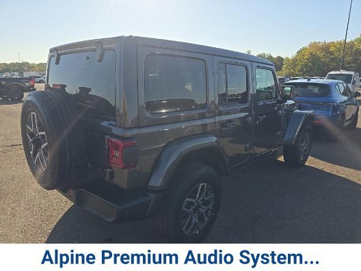 Used 2026 Gray Jeep Sahara image 18