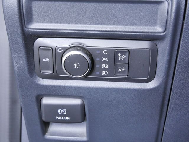 Used 2021 Black Ford XLT image 23