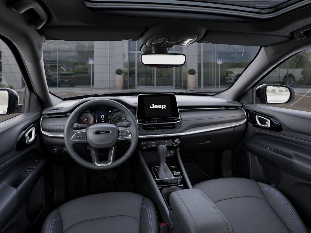 2025 Jeep Compass Limited - Photo 14