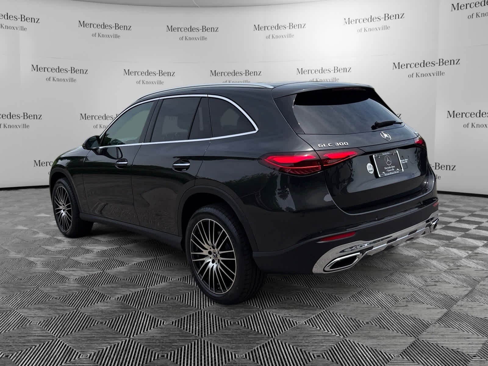 New 2026 Graphite Grey Metallic Mercedes-Benz GLC 300 image 3