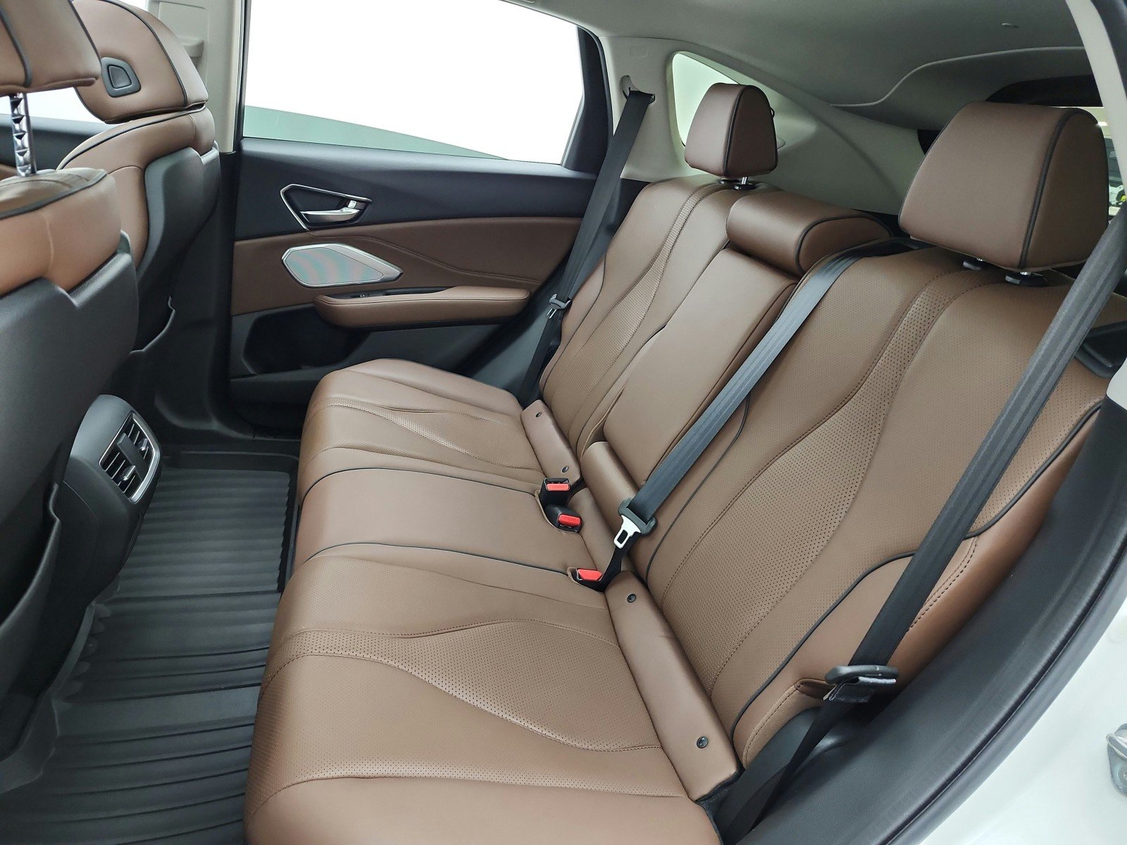 Used 2019 White Diamond Pearl Acura FWD w/Advance Pkg image 13