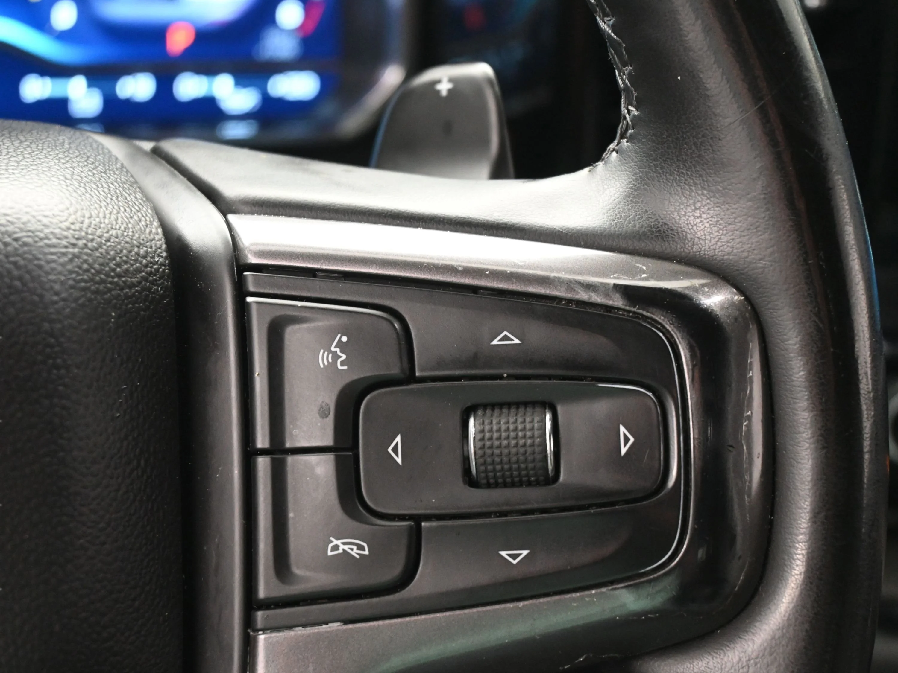 Used 2025 Black Chevrolet ZR2 image 25