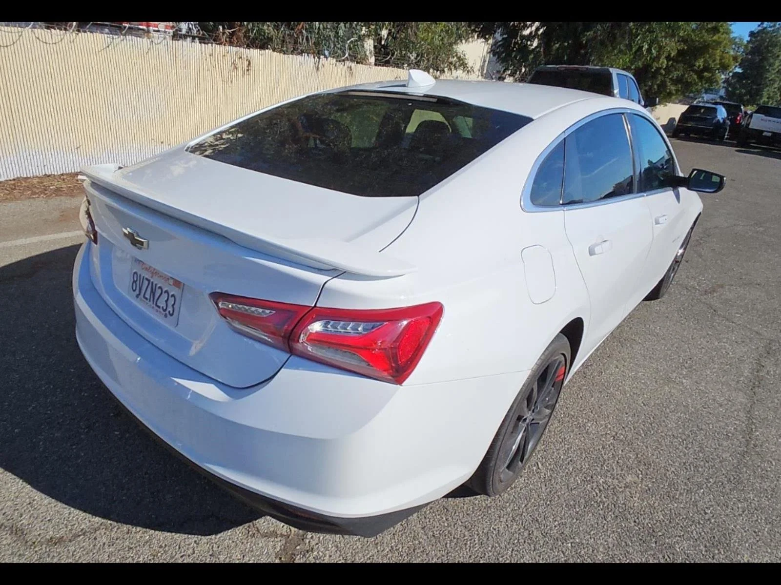 Used 2021 SUMMIT WHITE Chevrolet LT image 21