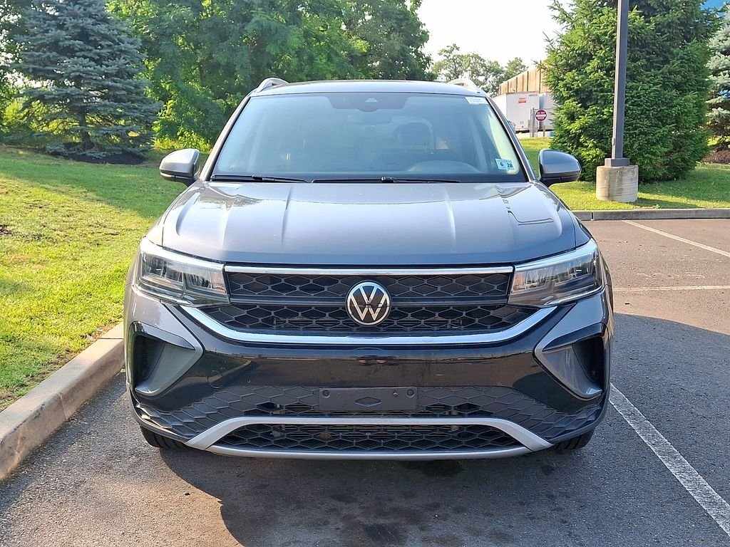 Certified Used 2023 Gray Volkswagen 1.5T SE image 3