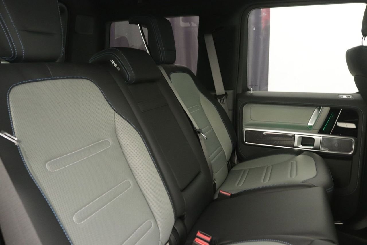 2025 Mercedes-Benz G-Class G580 - Photo 10