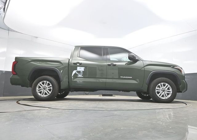 Used 2022 Green Toyota SR5 image 37