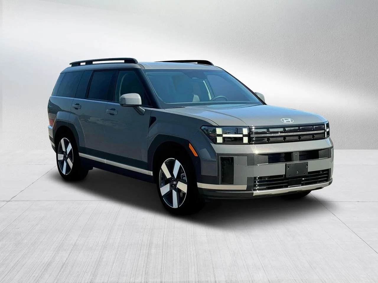 New 2026 Hampton Gray Hyundai Limited image 11