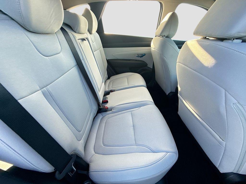 New 2026 Shimmering Silver Hyundai SE FWD image 19