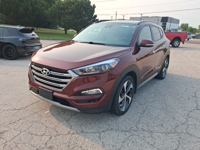 Used 2017 Red Hyundai Limited image 1