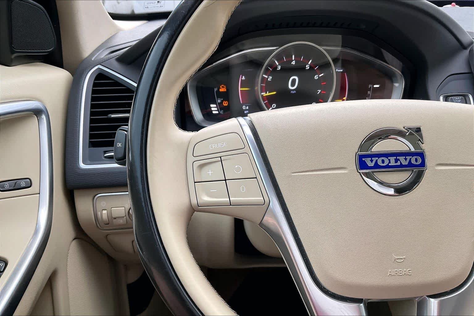 Used 2016 Black Stone Volvo T5 Drive-E Premier image 23