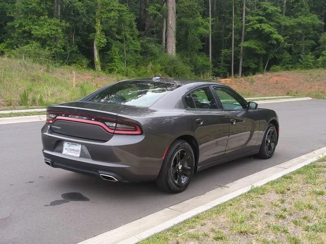 Used 2023 Gray Dodge SXT image 13