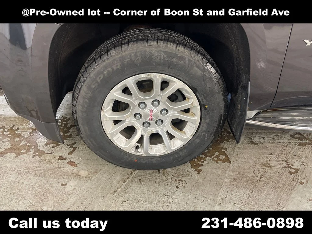 Used 2015 Silver GMC SLT image 11