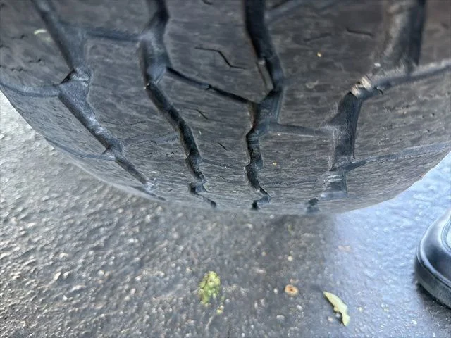 Used 2016 Gray Toyota SR5 image 3