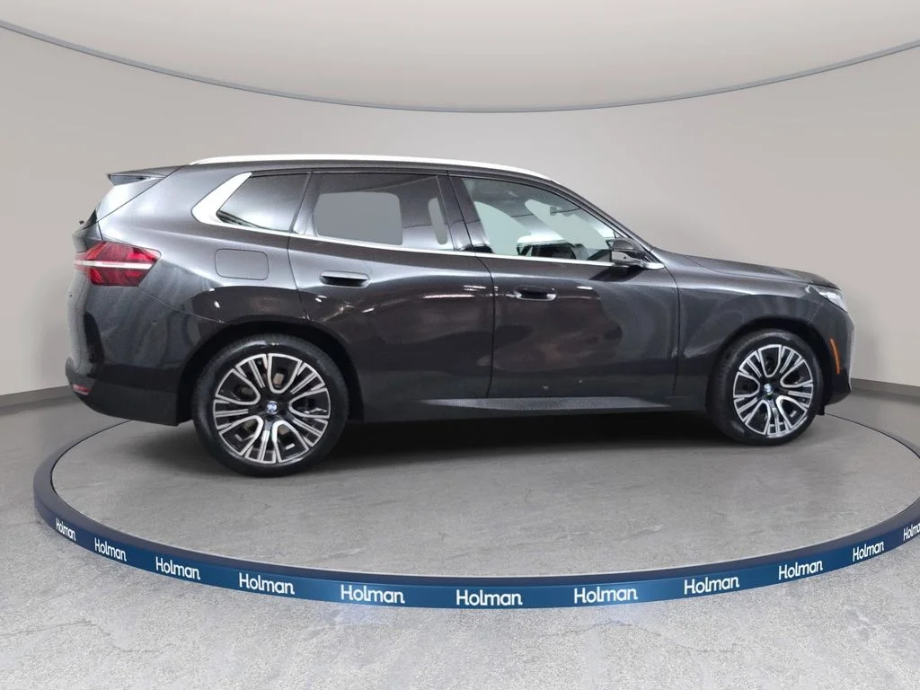 Used 2025 Dark Graphite Metallic BMW 30 xDrive image 5