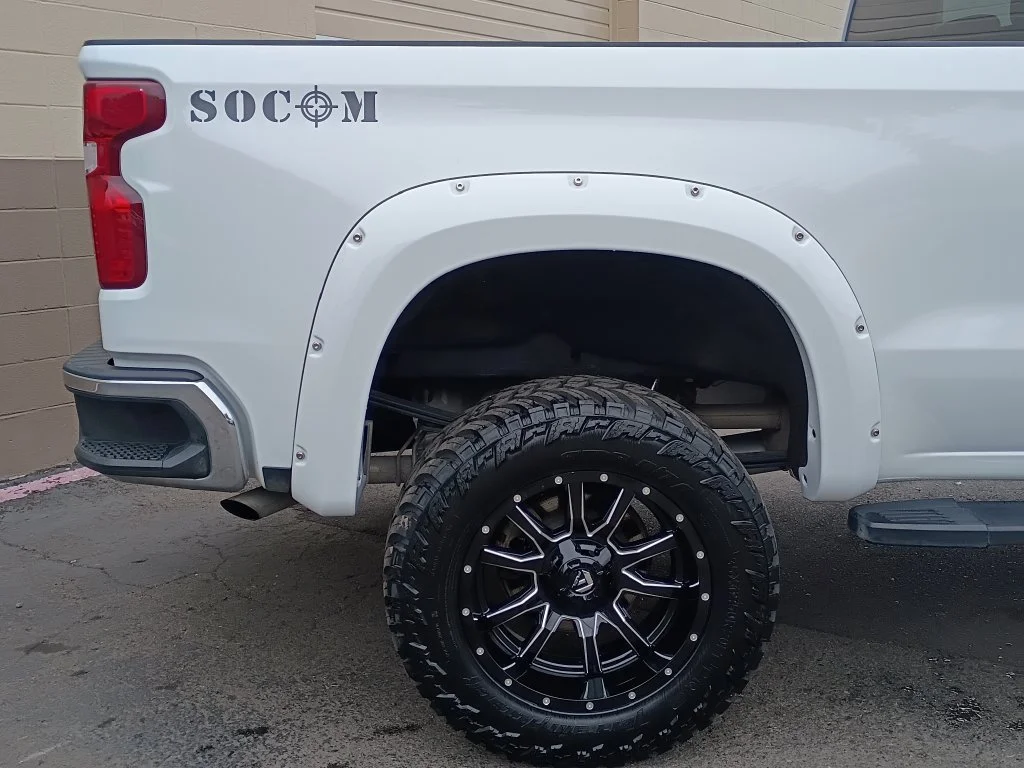 Used 2023 Summit White Chevrolet WT image 4