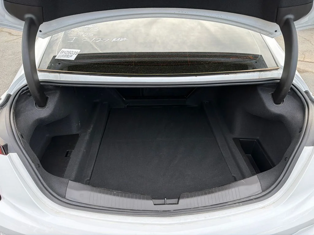 Used 2025 White Cadillac Premium Luxury image 18
