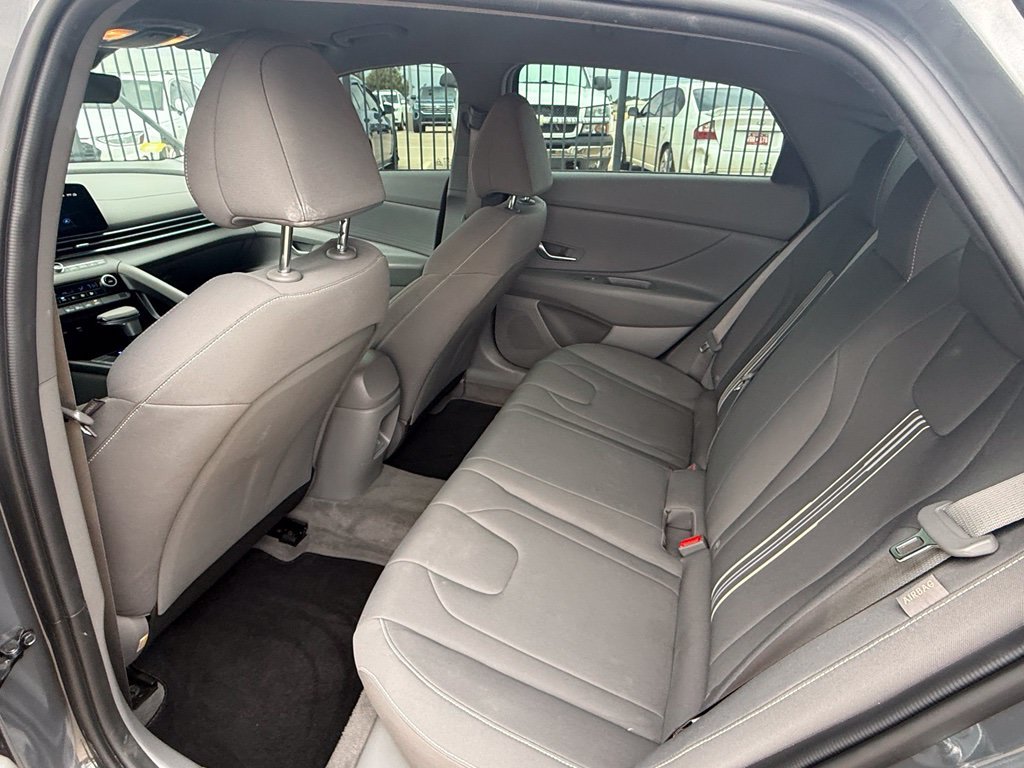 Used 2024 Gray Hyundai SEL image 11