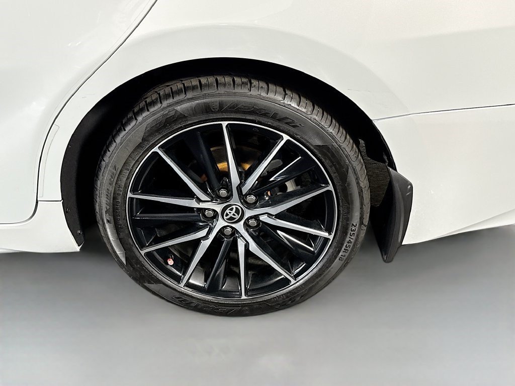 Used 2024 Ice Edge Toyota SE image 32
