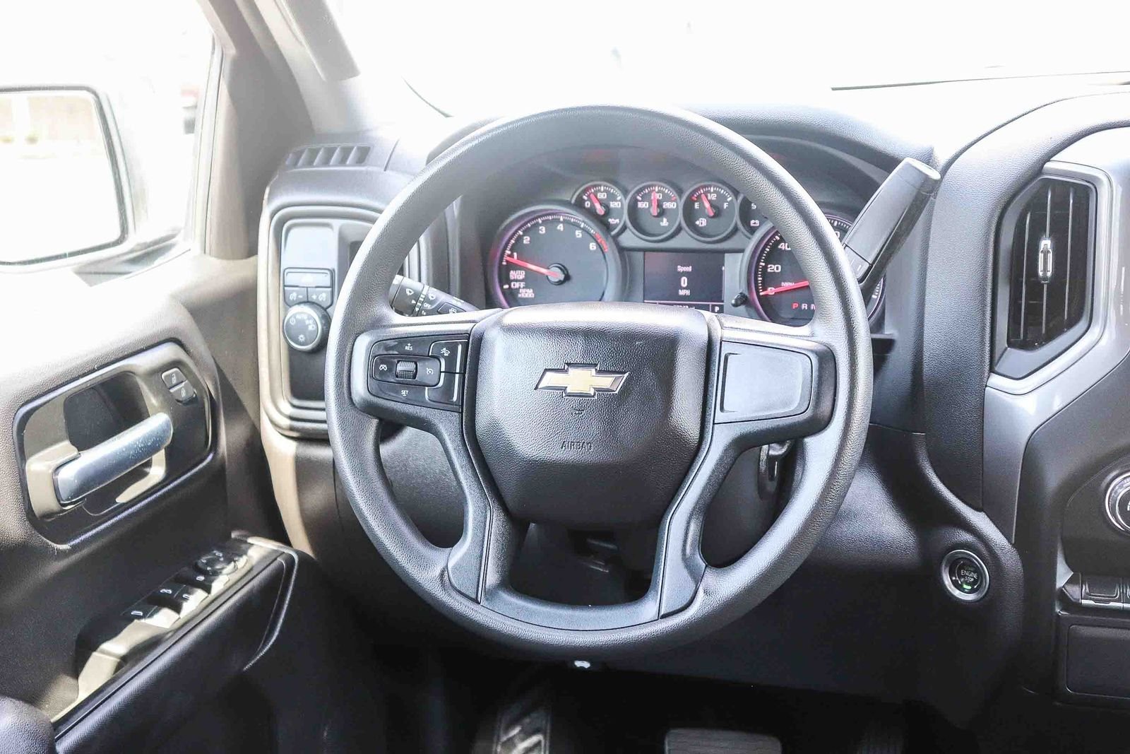 Used 2022 Summit White Chevrolet Custom image 18