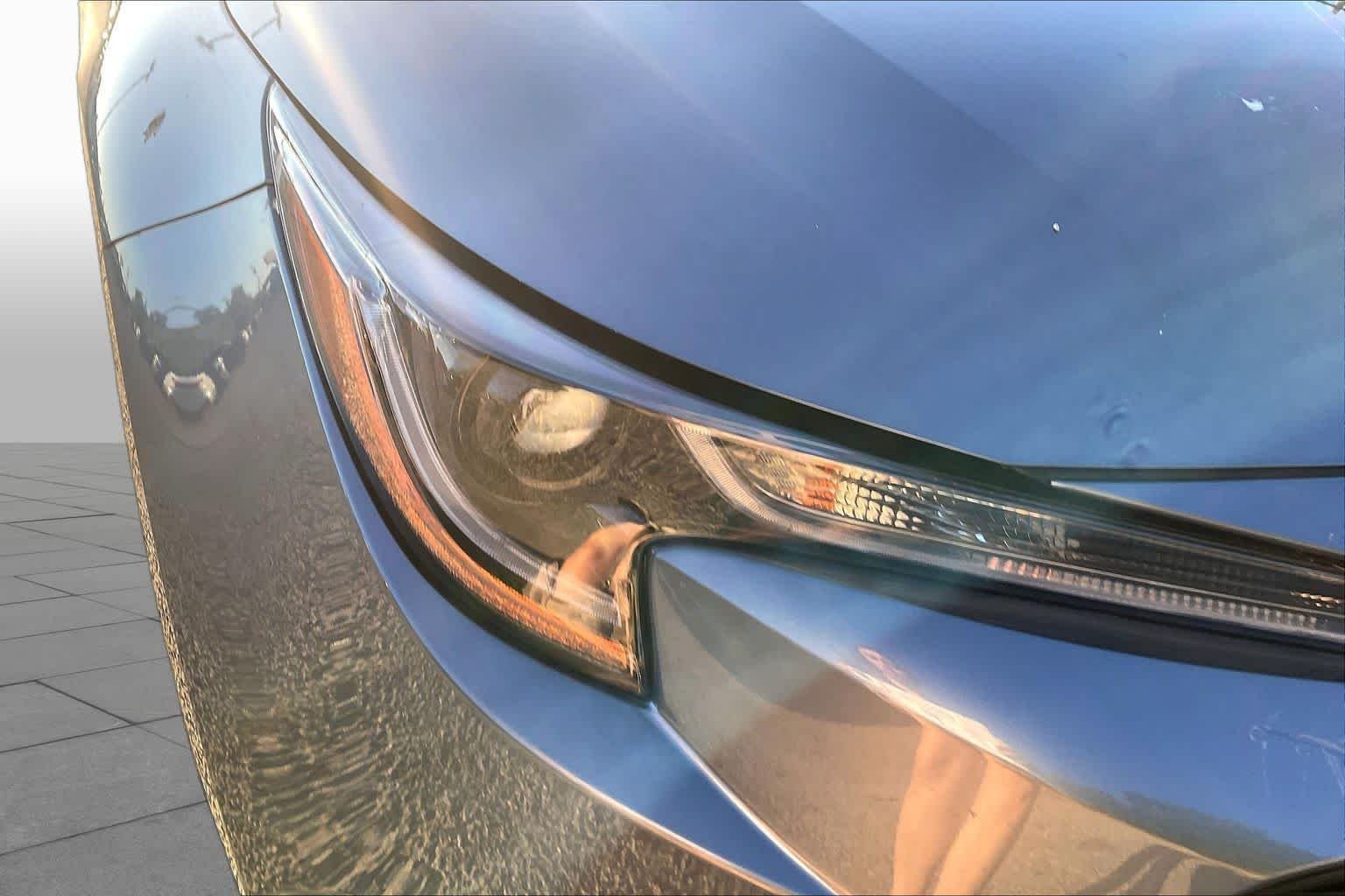 Used 2026 Celestite Toyota LE image 27
