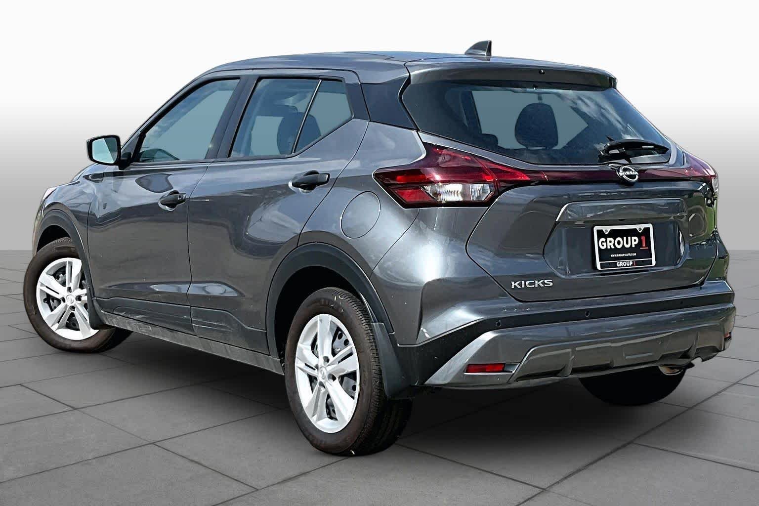 Certified Used 2025 Gun Metallic Nissan S image 11