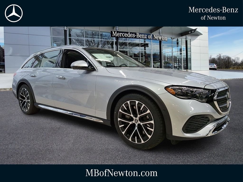 2026 Mercedes-Benz E-Class E450 4MATIC All-Terrain's photo