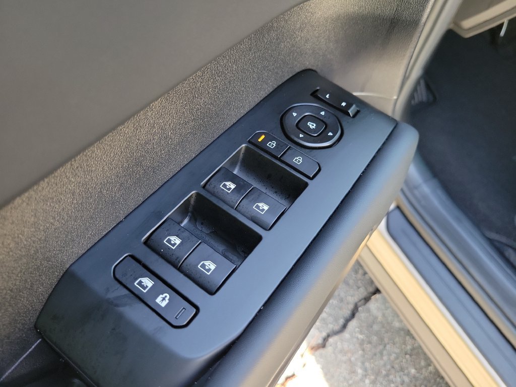 New 2027 Terrain Brown Matte Kia X-LINE SX image 24