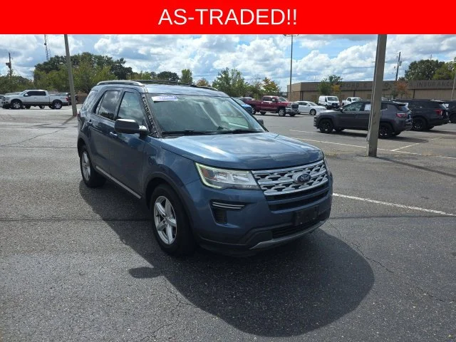 Used 2018 Blue Ford XLT image 1