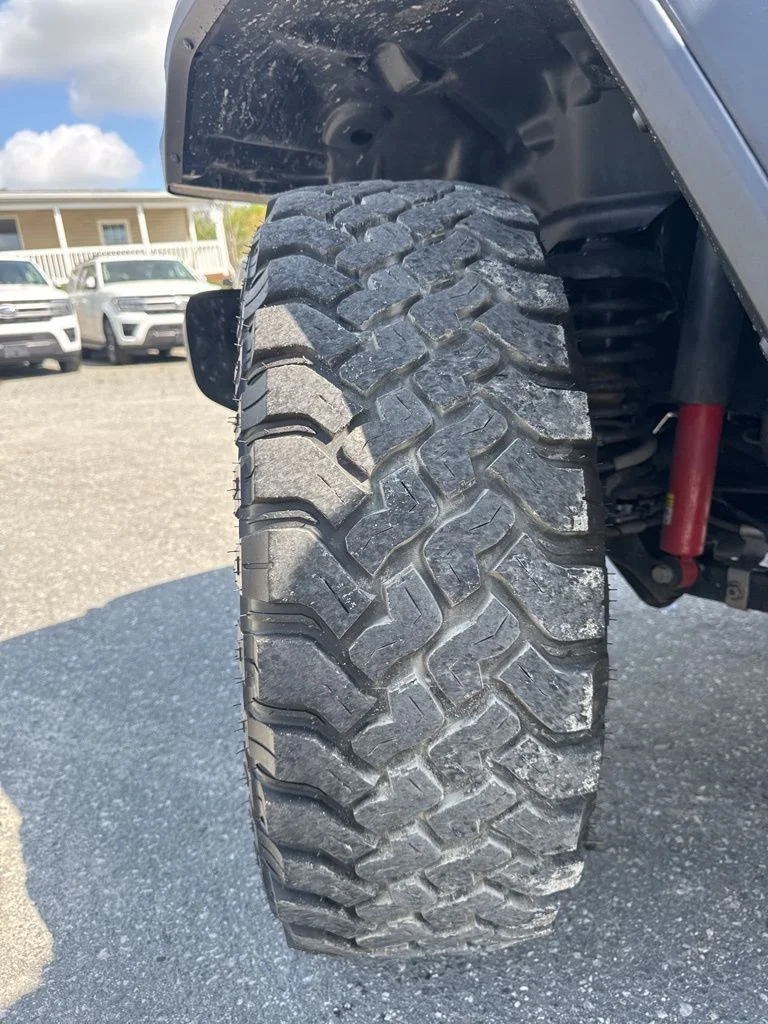 Used 2025 Gray Jeep Willys image 27