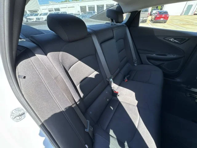 Used 2025 White Chevrolet LT image 26
