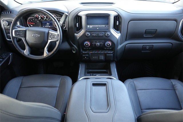 2022 Chevrolet Silverado 2500HD LTZ photo 2