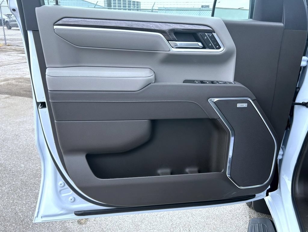 New 2026 Polar White Tricoat Chevrolet LTZ image 11