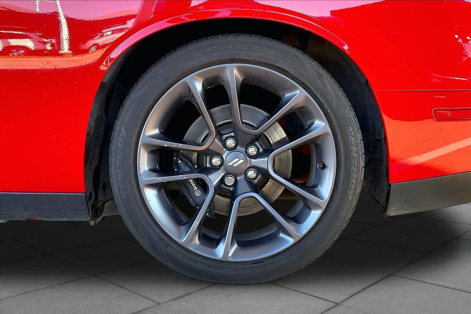 Used 2021 Torred Clearcoat Dodge R/T Scat Pack image 10