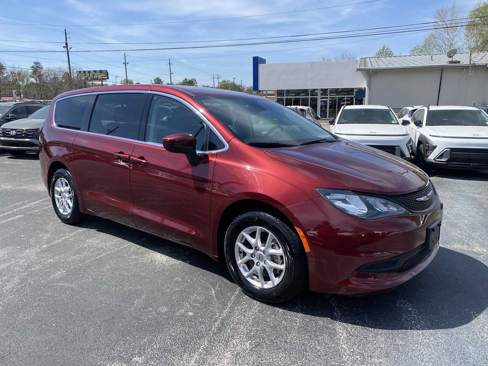 2023 Chrysler Voyager