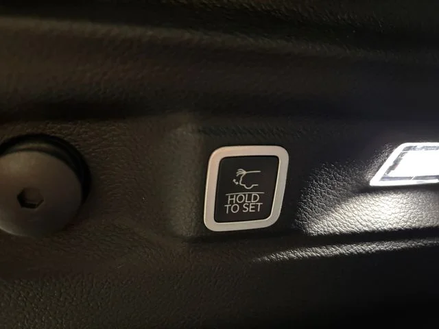 New 2026 White/off-white Jeep Limited image 20